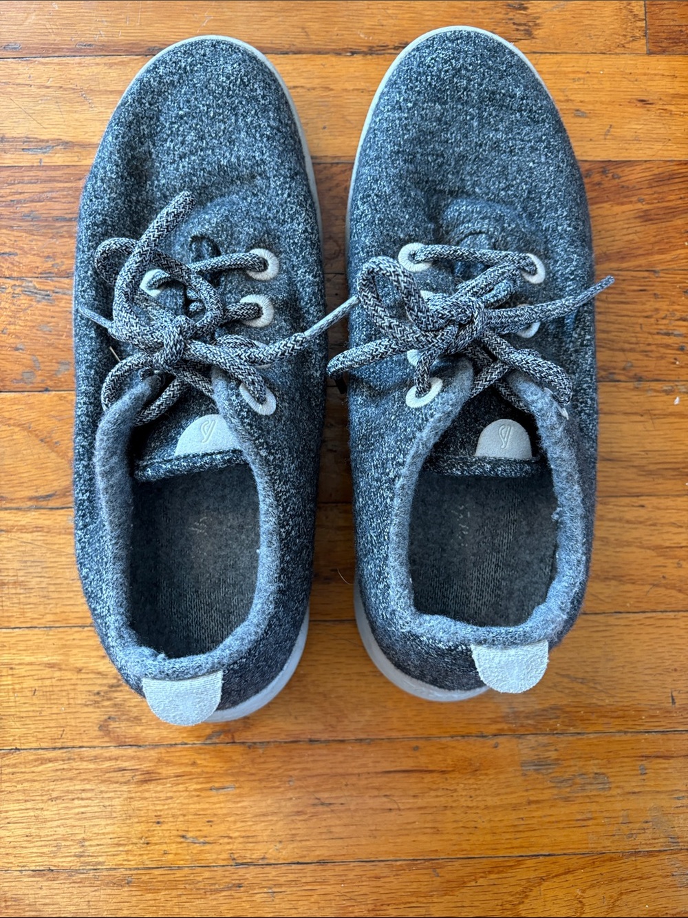 allbirds Women’s Wool Sneakers in Heather Gray